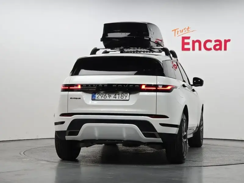 2024 Land Rover Range Rover Evoque с пробегом 14 028 км