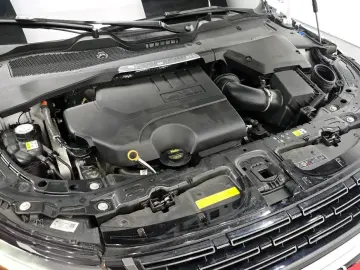 2024 Land Rover Range Rover Evoque с пробегом 14 028 км
