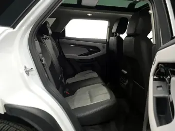 2024 Land Rover Range Rover Evoque с пробегом 14 028 км