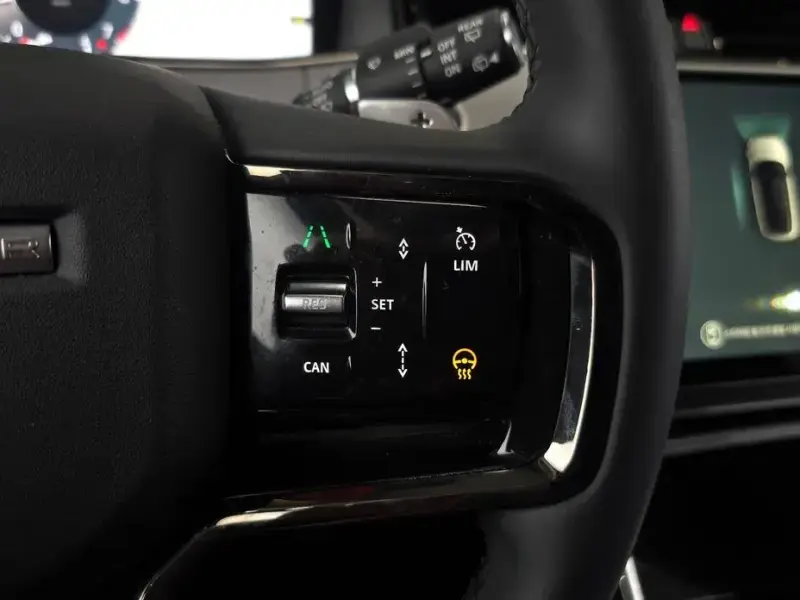 2024 Land Rover Range Rover Evoque с пробегом 14 028 км