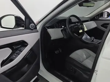 2025 Land Rover Range Rover Evoque с пробегом 10 348 км