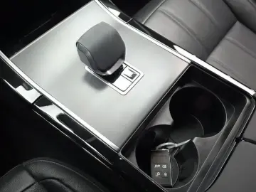 2025 Land Rover Range Rover Evoque с пробегом 799 км