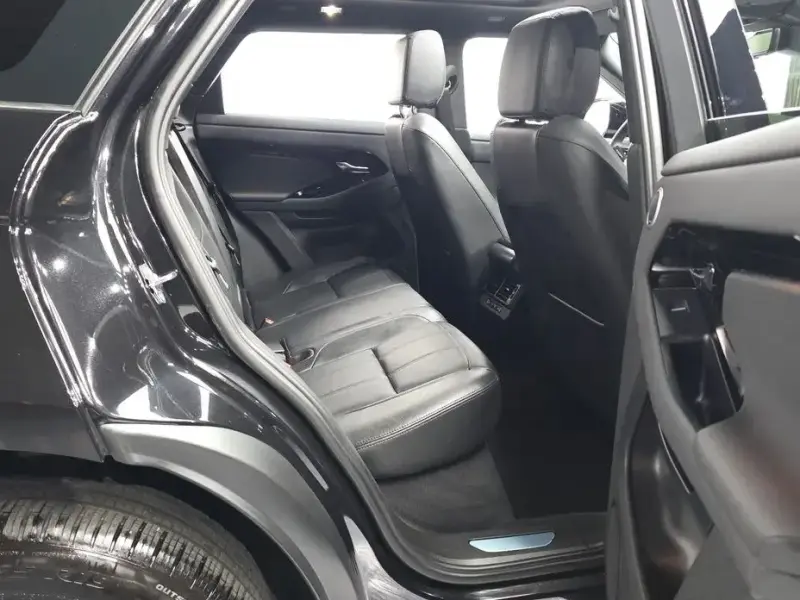 2025 Land Rover Range Rover Evoque с пробегом 799 км