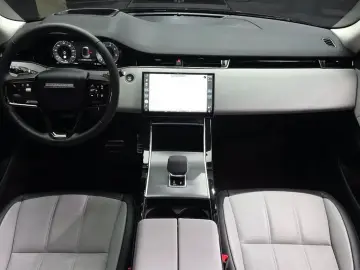 2025 Land Rover Range Rover Evoque с пробегом 1 389 км