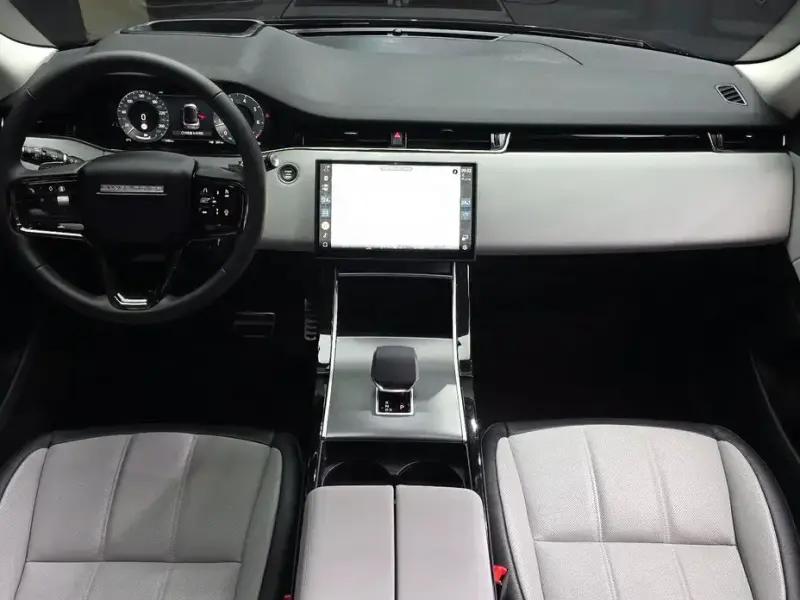 2025 Land Rover Range Rover Evoque с пробегом 1 389 км