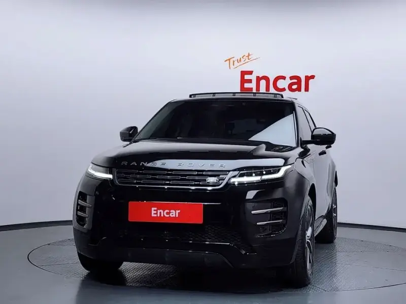 2025 Land Rover Range Rover Evoque с пробегом 18 501 км