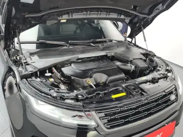 2025 Land Rover Range Rover Evoque с пробегом 18 501 км