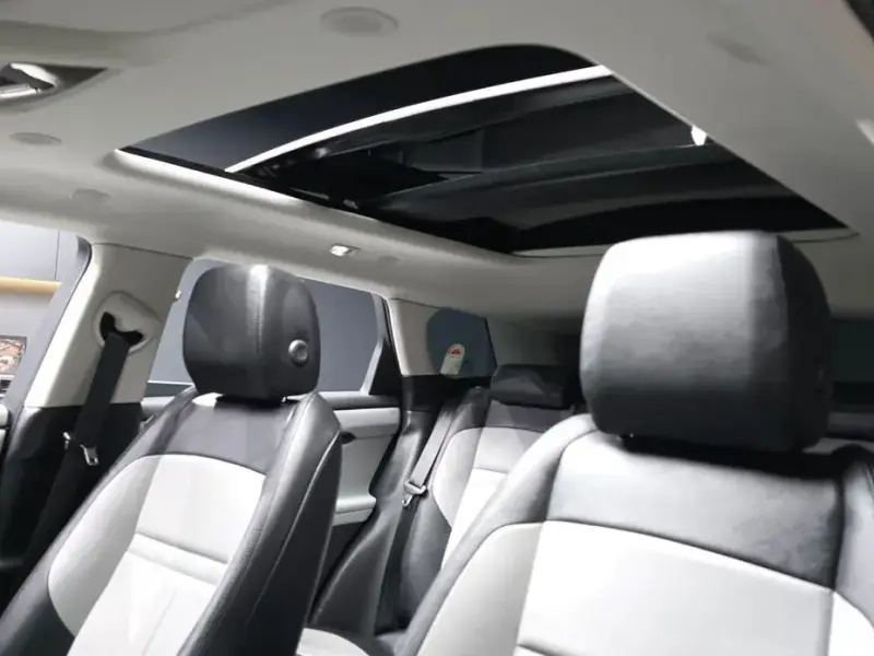2025 Land Rover Range Rover Evoque с пробегом 1 389 км