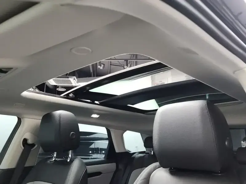 2025 Land Rover Range Rover Evoque с пробегом 18 501 км
