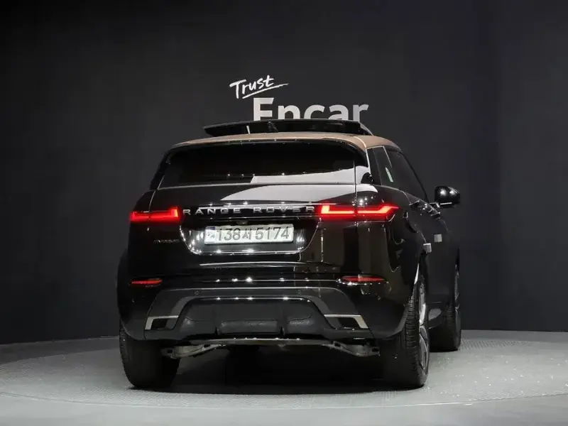 2024 Land Rover Range Rover Evoque с пробегом 10 327 км