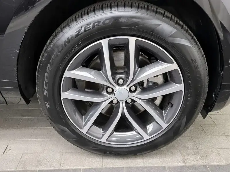 2024 Land Rover Range Rover Evoque с пробегом 10 327 км