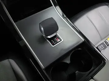 2024 Land Rover Range Rover Evoque с пробегом 10 327 км
