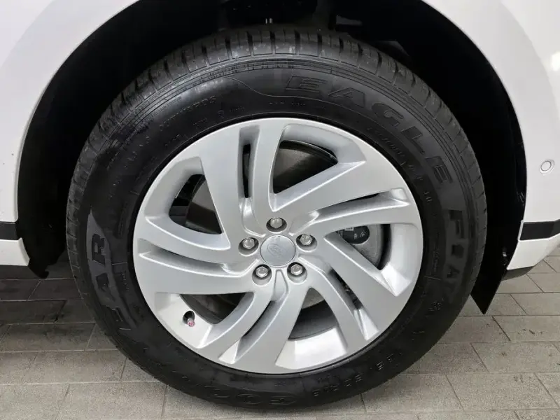 2024 Land Rover Range Rover Evoque с пробегом 14 878 км