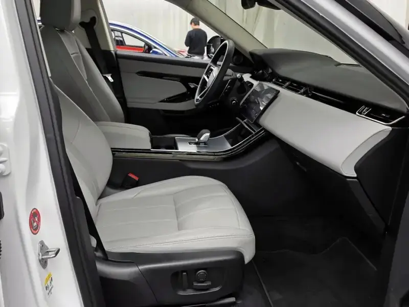 2024 Land Rover Range Rover Evoque с пробегом 14 878 км
