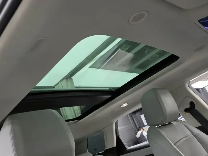 2024 Land Rover Range Rover Evoque с пробегом 14 878 км