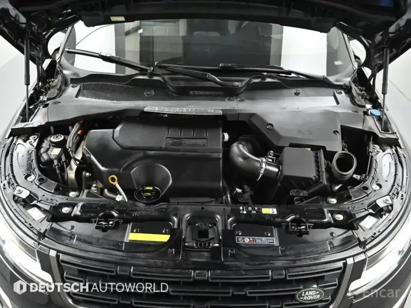2025 Land Rover Range Rover Evoque с пробегом 18 500 км