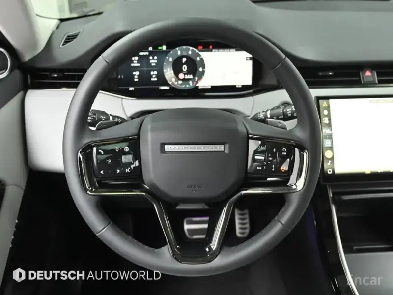 2025 Land Rover Range Rover Evoque с пробегом 18 500 км
