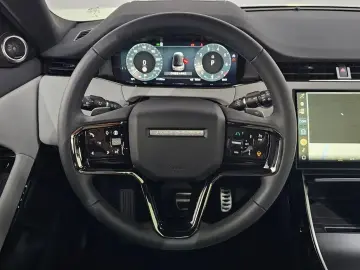 2025 Land Rover Range Rover Evoque с пробегом 1 765 км