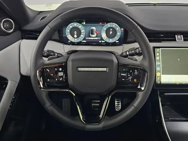 2025 Land Rover Range Rover Evoque с пробегом 1 765 км