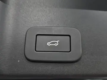 2025 Land Rover Range Rover Evoque с пробегом 1 765 км