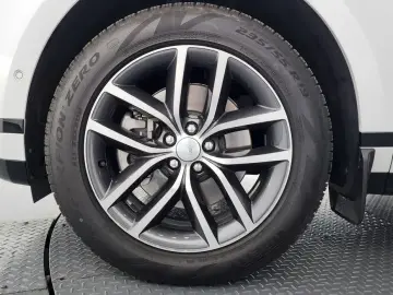 2025 Land Rover Range Rover Evoque с пробегом 1 897 км