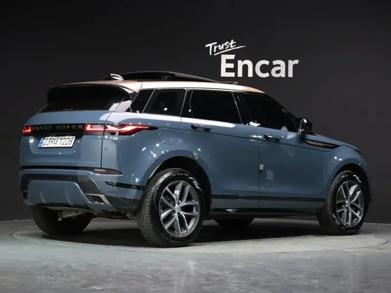 2024 Land Rover Range Rover Evoque с пробегом 21 903 км