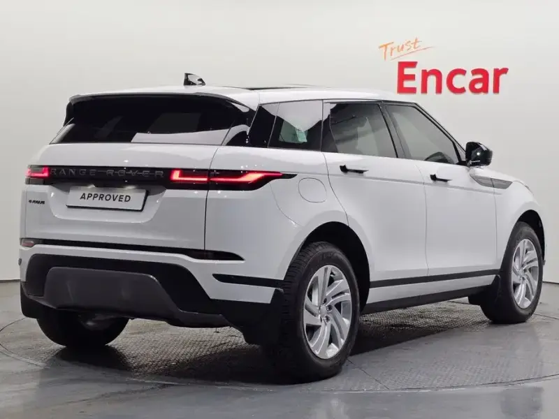 2025 Land Rover Range Rover Evoque с пробегом 1 030 км