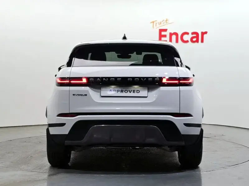 2025 Land Rover Range Rover Evoque с пробегом 1 030 км
