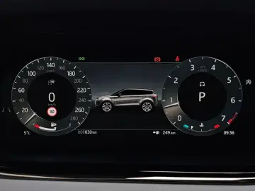2025 Land Rover Range Rover Evoque с пробегом 1 030 км