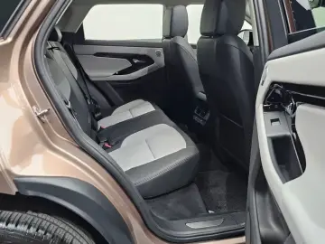 2025 Land Rover Range Rover Evoque с пробегом 8 361 км