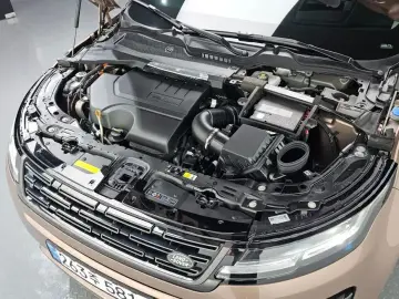 2025 Land Rover Range Rover Evoque с пробегом 8 361 км