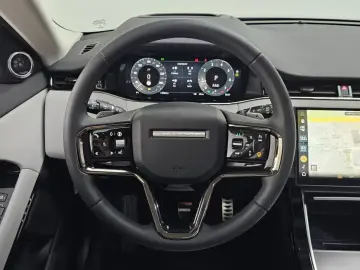 2025 Land Rover Range Rover Evoque с пробегом 8 361 км