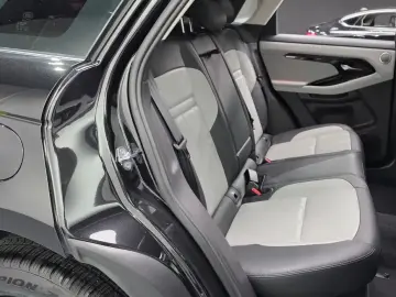 2025 Land Rover Range Rover Evoque с пробегом 9 741 км