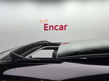 2025 Land Rover Range Rover Evoque с пробегом 9 741 км