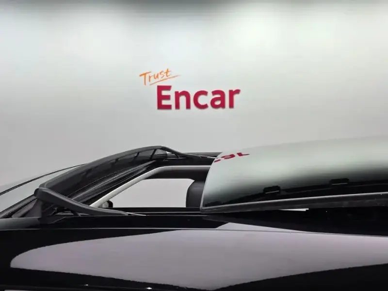 2025 Land Rover Range Rover Evoque с пробегом 9 741 км