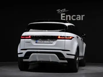 2025 Land Rover Range Rover Evoque с пробегом 9 344 км
