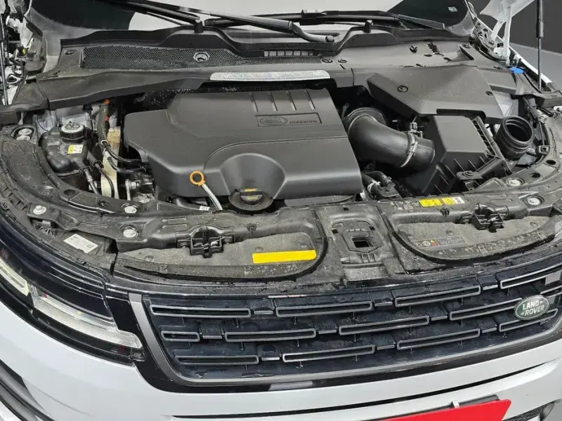 2025 Land Rover Range Rover Evoque с пробегом 9 344 км