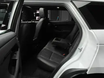 2025 Land Rover Range Rover Evoque с пробегом 9 344 км