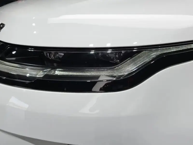 2025 Land Rover Range Rover Evoque с пробегом 9 344 км