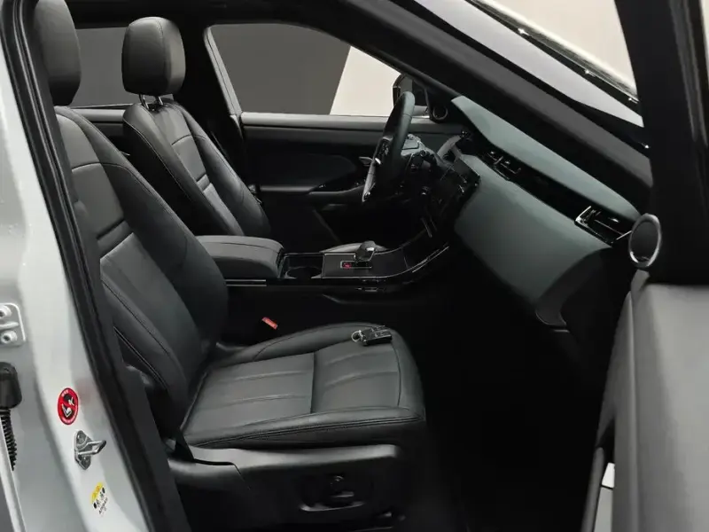 2025 Land Rover Range Rover Evoque с пробегом 9 344 км