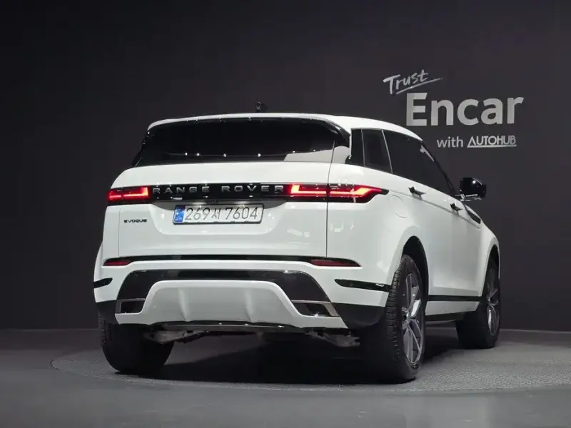 2024 Land Rover Range Rover Evoque с пробегом 9 390 км