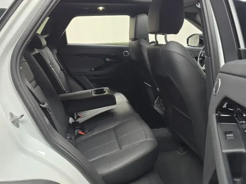 2024 Land Rover Range Rover Evoque с пробегом 9 390 км