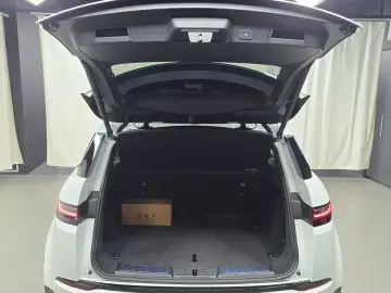 2024 Land Rover Range Rover Evoque с пробегом 9 390 км