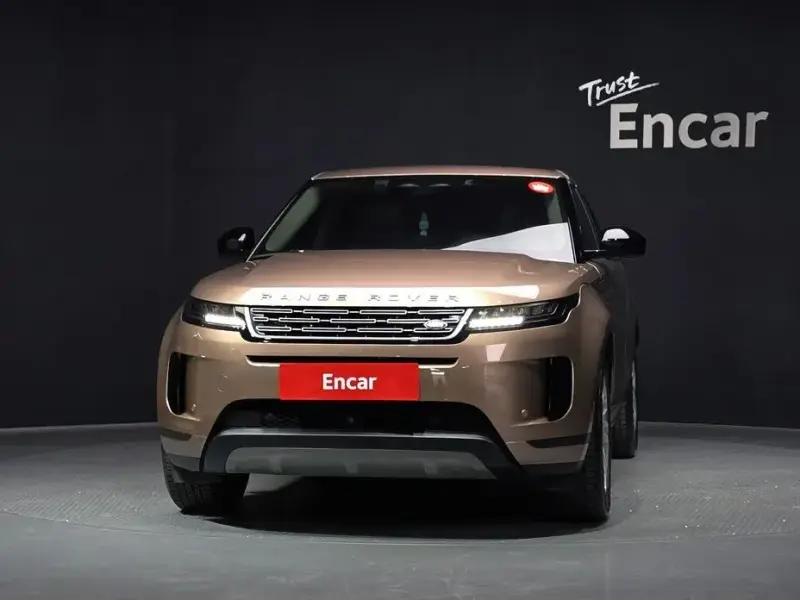 2025 Land Rover Range Rover Evoque с пробегом 12 065 км