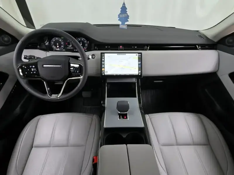 2025 Land Rover Range Rover Evoque с пробегом 12 065 км