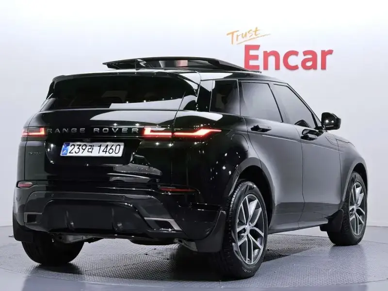 2025 Land Rover Range Rover Evoque с пробегом 1 096 км