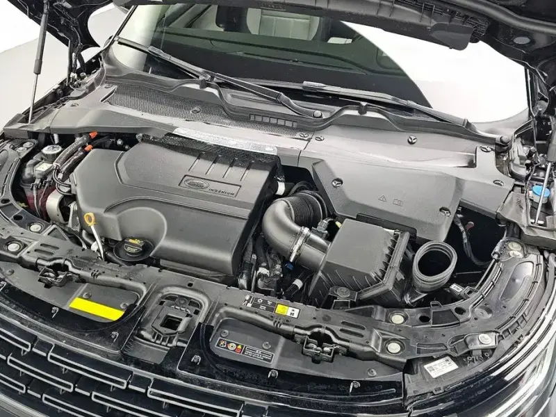 2025 Land Rover Range Rover Evoque с пробегом 1 096 км