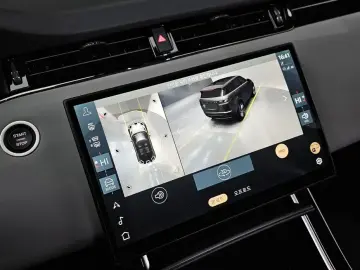 2025 Land Rover Range Rover Evoque с пробегом 1 096 км