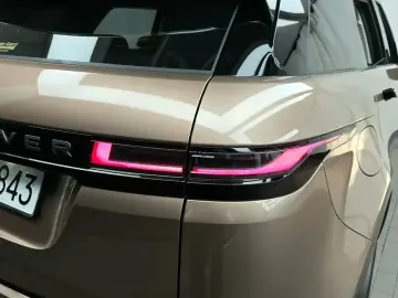 2025 Land Rover Range Rover Evoque с пробегом 12 065 км