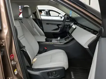 2025 Land Rover Range Rover Evoque с пробегом 12 065 км